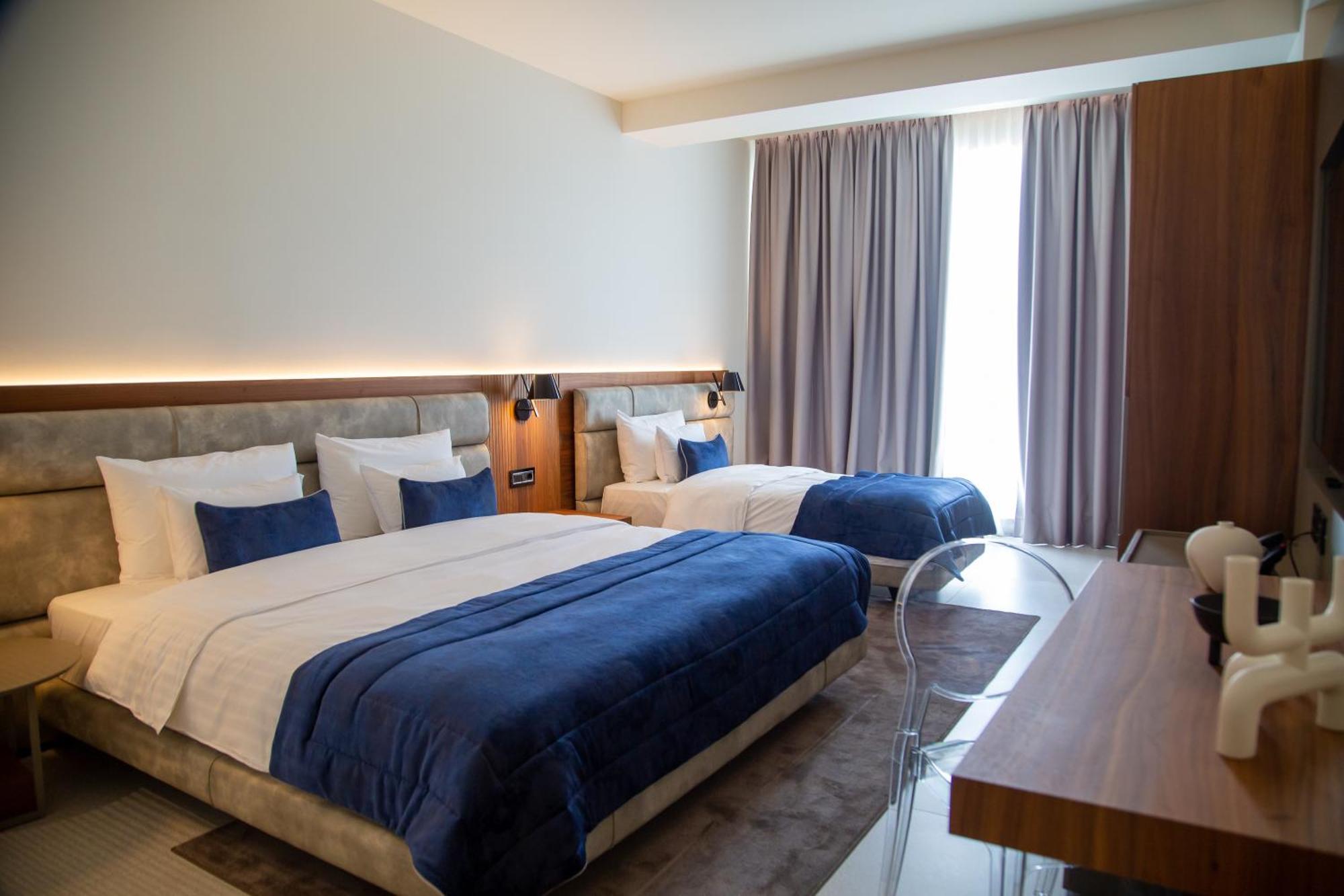 Abi'S Hotel & Spa Vlorë Esterno foto