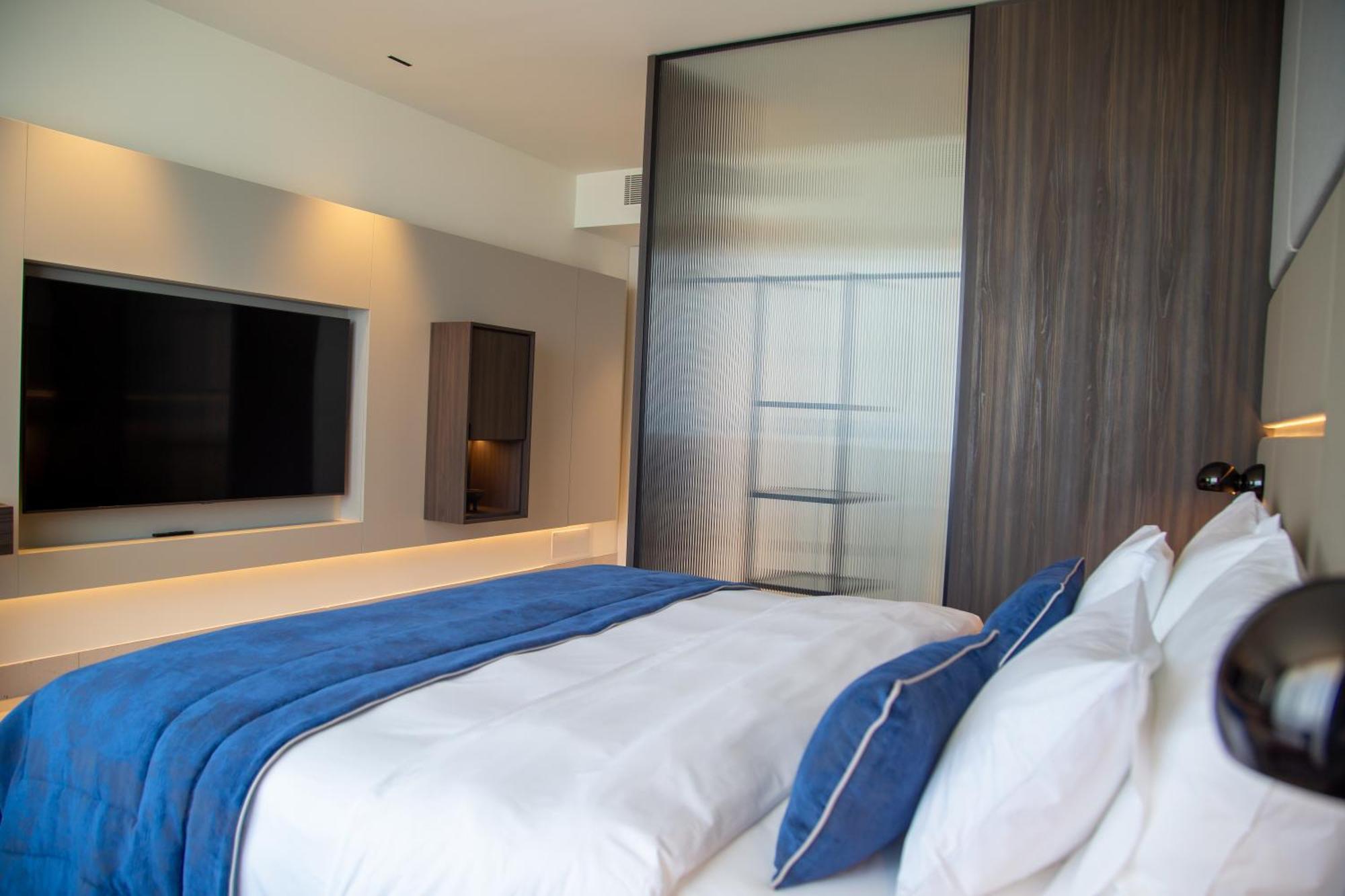 Abi'S Hotel & Spa Vlorë Esterno foto